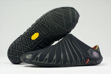 18MAD06 Vibram Furoshiki black