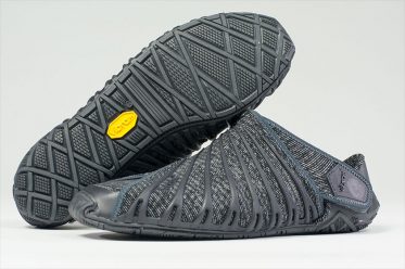 18MAD08 Vibram Furoshiki dark jeans