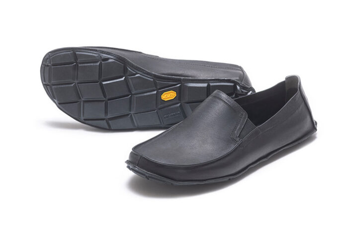 18M1B02 - Vibram - One Quarter - Moc - Leather - Black